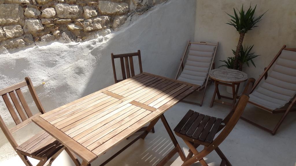 Appartement Avec Terrasse,Mezzanine,Patangarles Szoba fotó