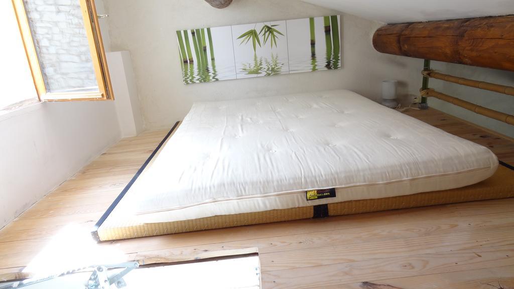Appartement Avec Terrasse,Mezzanine,Patangarles Szoba fotó